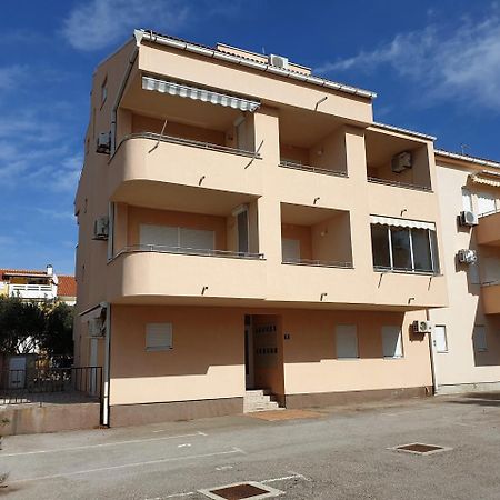 Apartment Valamar 诺瓦利娅 外观 照片